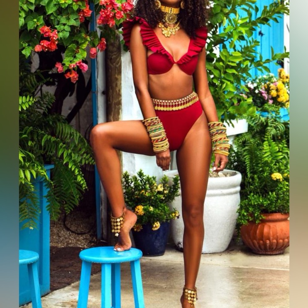 Tahai set Swimsuit from B Fyne